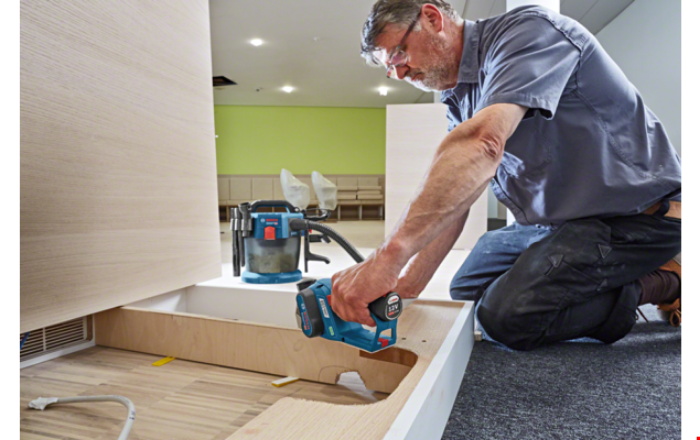 BOSCH HØVEL GHO 12V-20 SOLO
