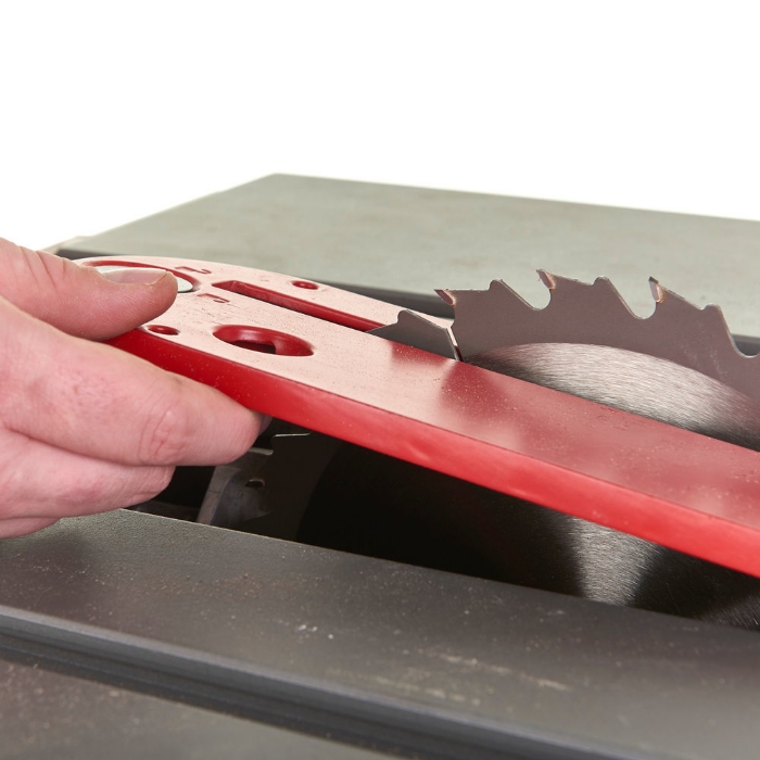 MILWAUKEE BORDSIRKELSAG M18 FTS210-121B