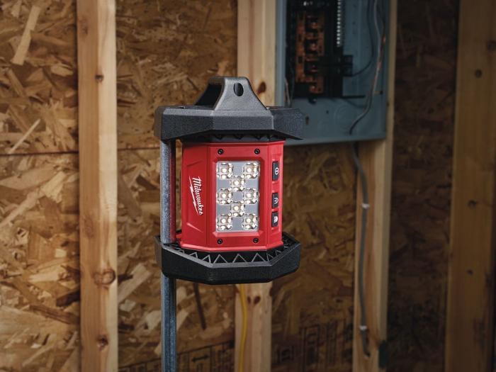 MILWAUKEE LED LAMPE M18 AL-0