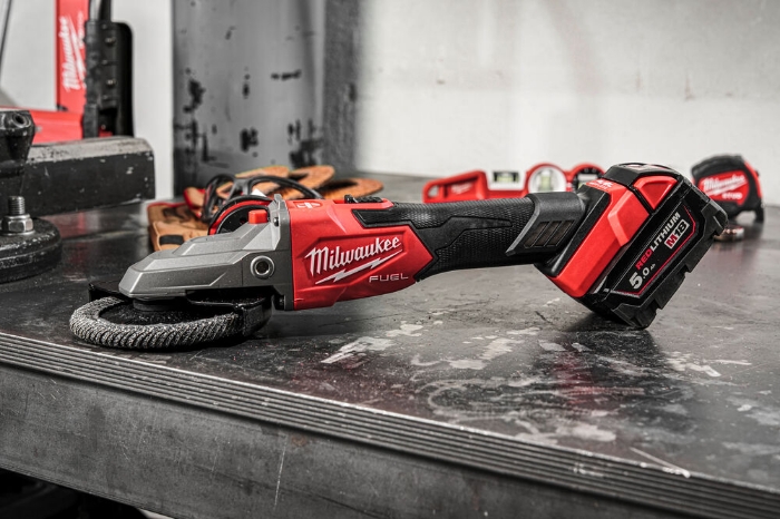 MILWAUKEE VINKELSLIPER M18 FSAGF125XB-0X