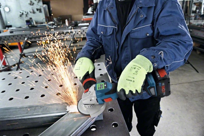 BOSCH VINKELSLIPER GWS 18V-15 SC 125MM SOLO