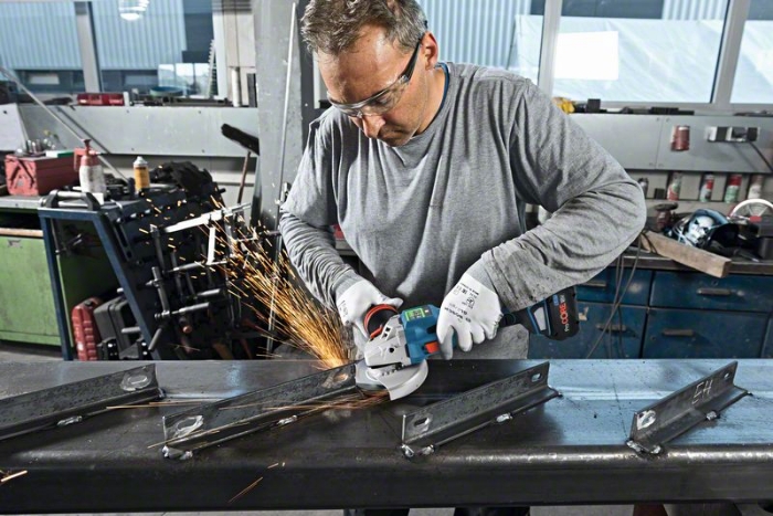 BOSCH VINKELSLIPER GWS 18V-15 SC 125MM SOLO