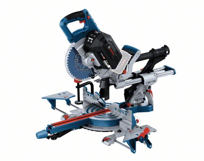 BOSCH KAPP-/GJÆRSAG GCM 18V-216 DC SOLO
