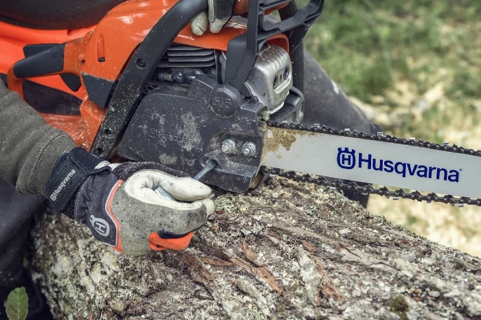 HUSQVARNA MOTORSAG 135 MARK II 14"