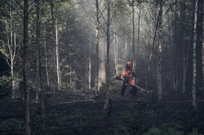 HUSQVARNA SKOGRYDDESAG 545FXT M/SELE