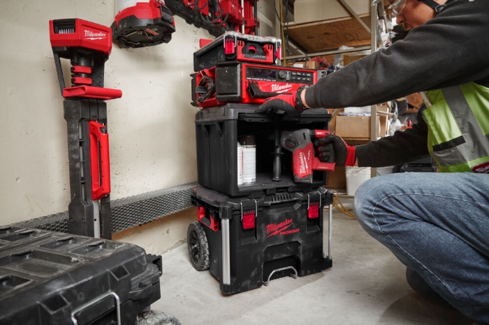 MILWAUKEE PACKOUT SKAP