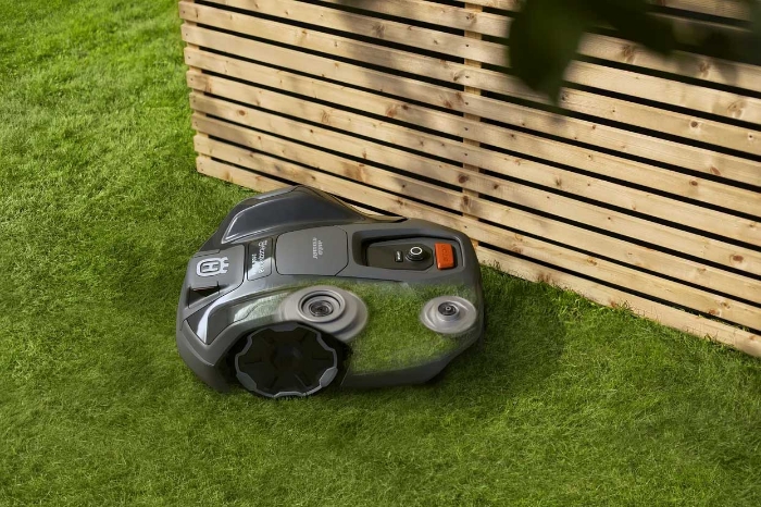 Husqvarna Automower 305E NERA