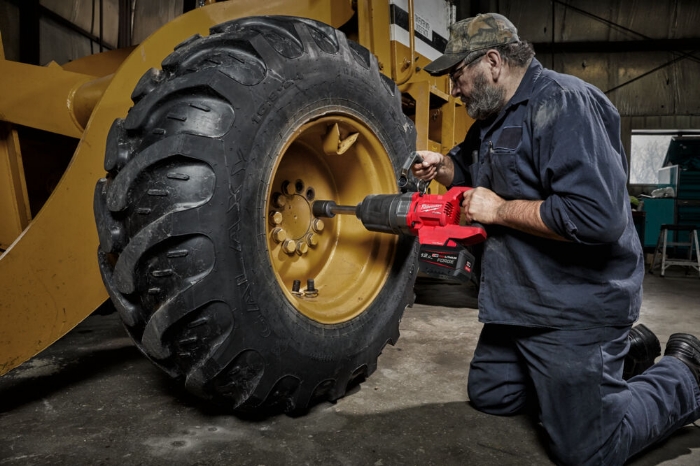 ilwaukee Muttertrekker  M18 ONEFHIWF1D-121C
