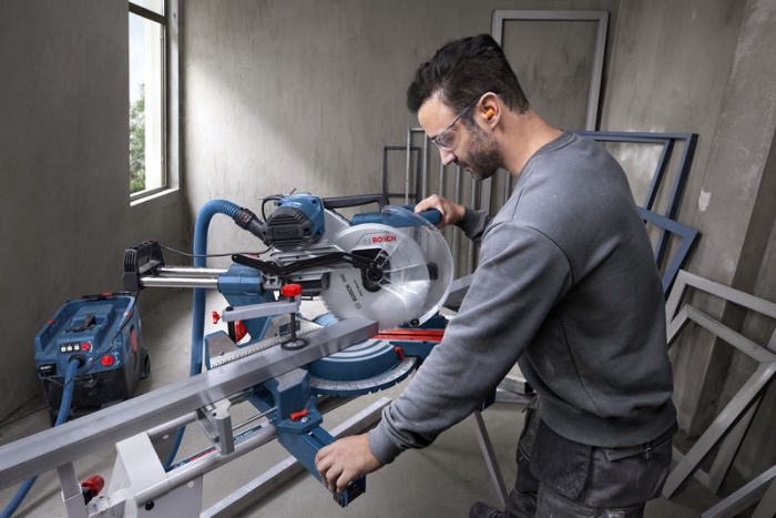 Bosch Kapp- og Gjærsag GCM 340-305 D