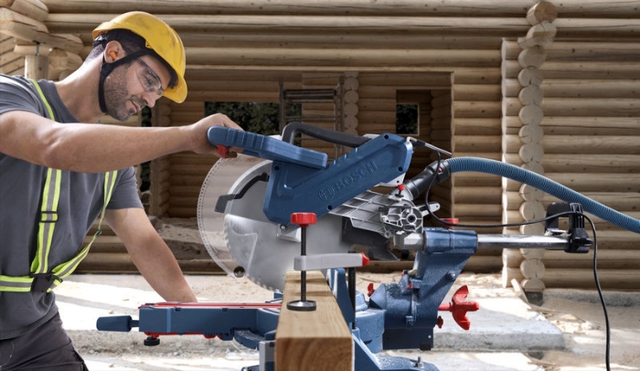 Bosch Kapp- og Gjærsag GCM 340-305 D