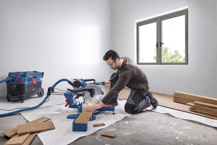 Bosch Kapp- og Gjærsag GCM 340-305 D