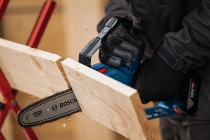 Bosch Kjedesag GKE 18V-20 Solo