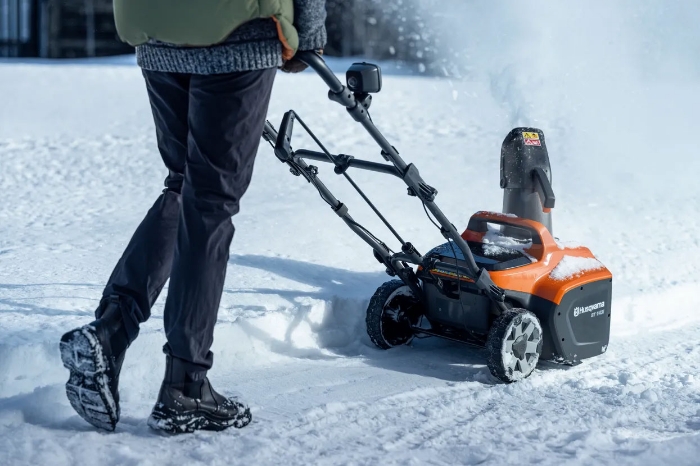 Husqvarna Snøfreser ST 143I 43CM