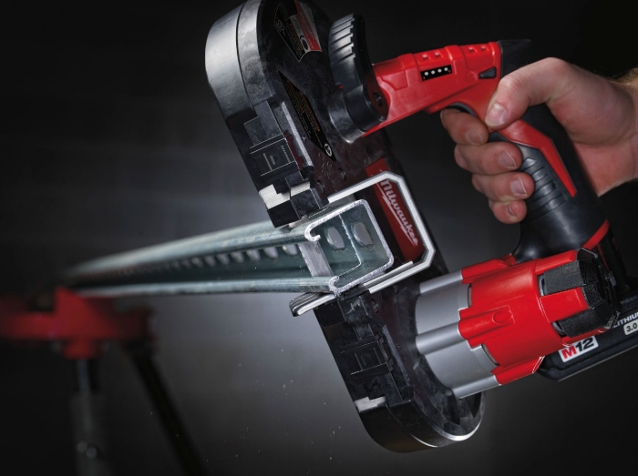 Milwaukee Båndsag M12 BS-402C